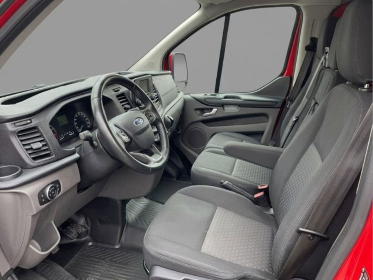 Ford Transit Custom Furgone 270 2.0 TDCi 130 PC Furgone Titanium (5)