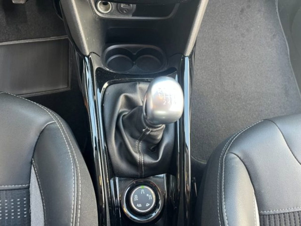 Peugeot 2008 120 S&S Allure (14)