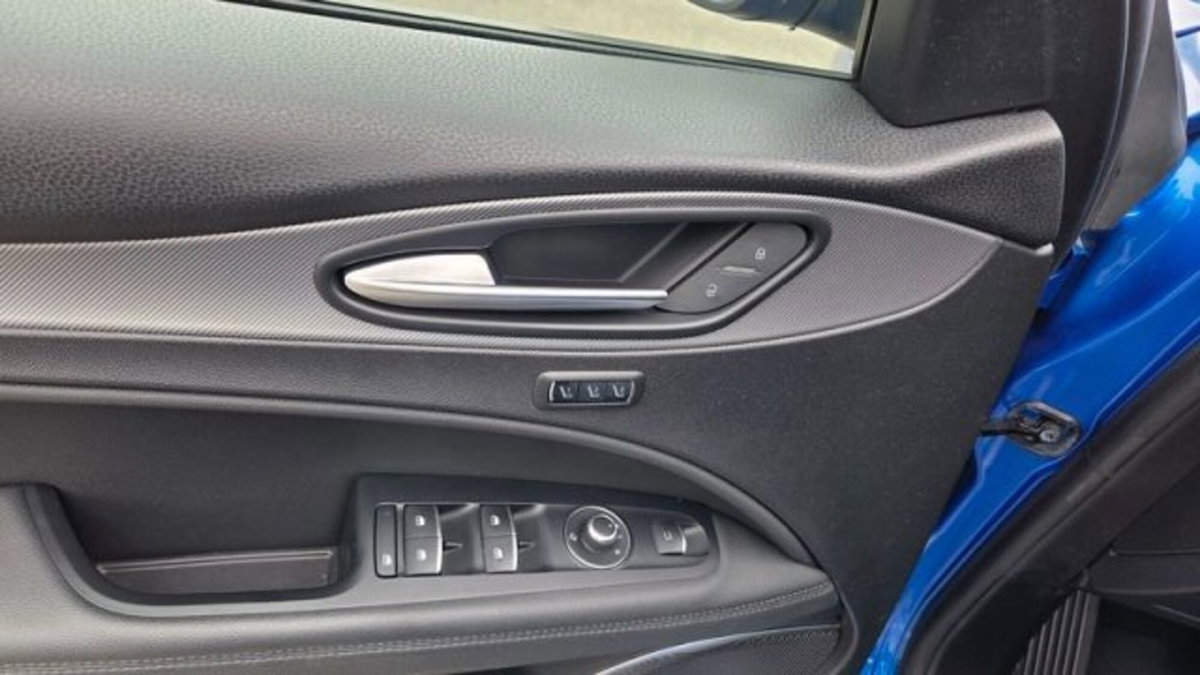 Alfa Romeo Stelvio Stelvio 2.0 Turbo 280 CV AT8 Q4 Veloce (18)