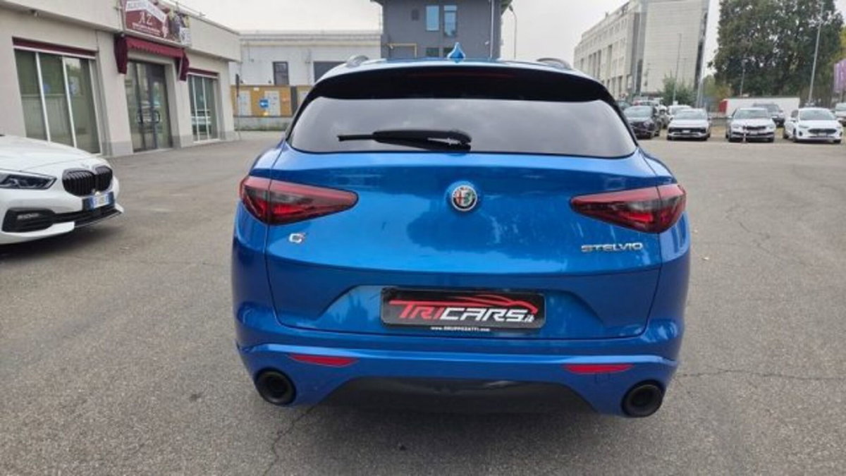 Alfa Romeo Stelvio Stelvio 2.0 Turbo 280 CV AT8 Q4 Veloce (4)