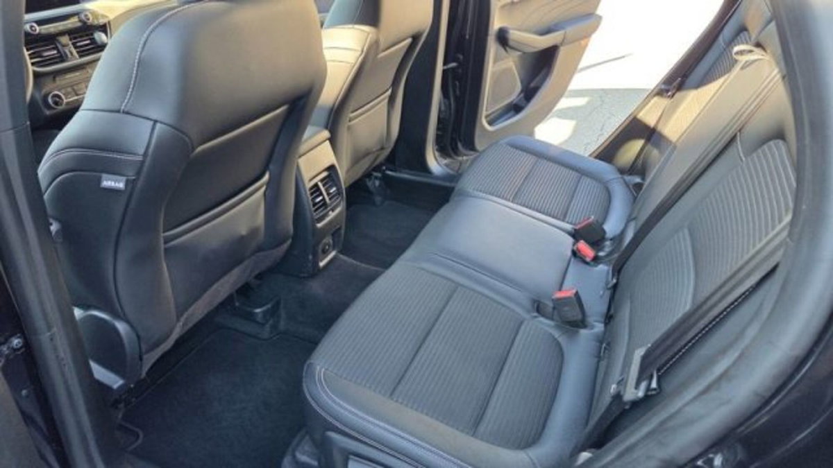 Ford Kuga 1.5 EcoBoost 150 CV 2WD Titanium X (14)