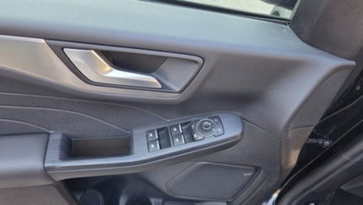 Ford Kuga 1.5 EcoBoost 150 CV 2WD Titanium X (16)