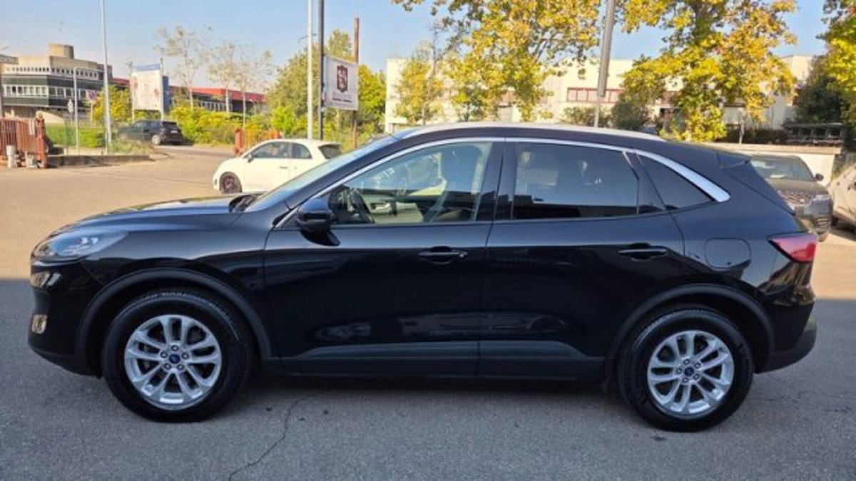 Ford Kuga 1.5 EcoBoost 150 CV 2WD Titanium X (4)