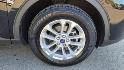 Ford Kuga 1.5 EcoBoost 150 CV 2WD Titanium X (7)