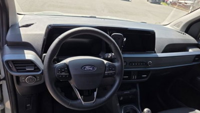 Ford Tourneo Courier 1.0 EcoBoost 100 CV Plus (18)