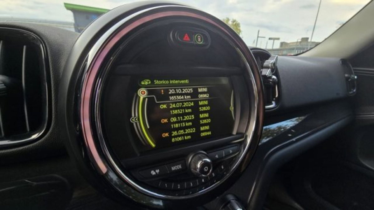 MINI Mini Countryman 1.5 One D Essential Countryman (12)