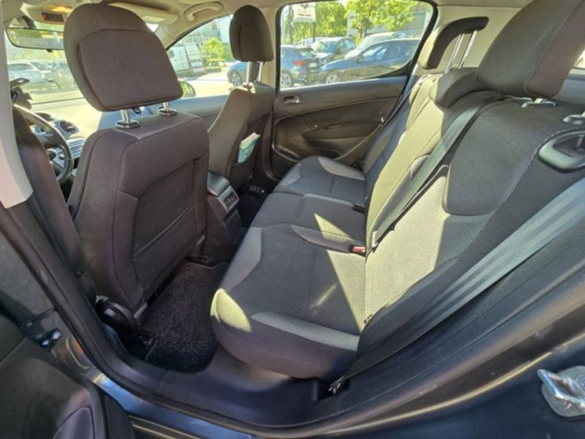 Peugeot 308 1.6 HDi 110CV 5p. Business (10)