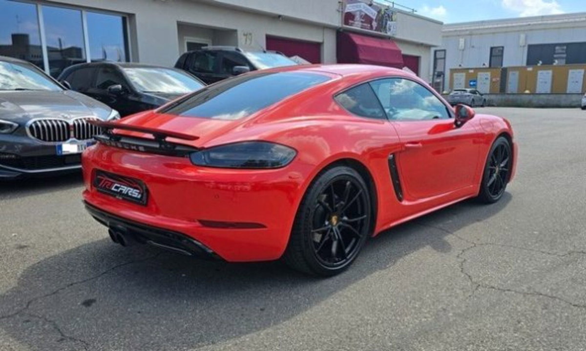 Porsche 718 Cayman  Cayman 2.0 300cv (2)