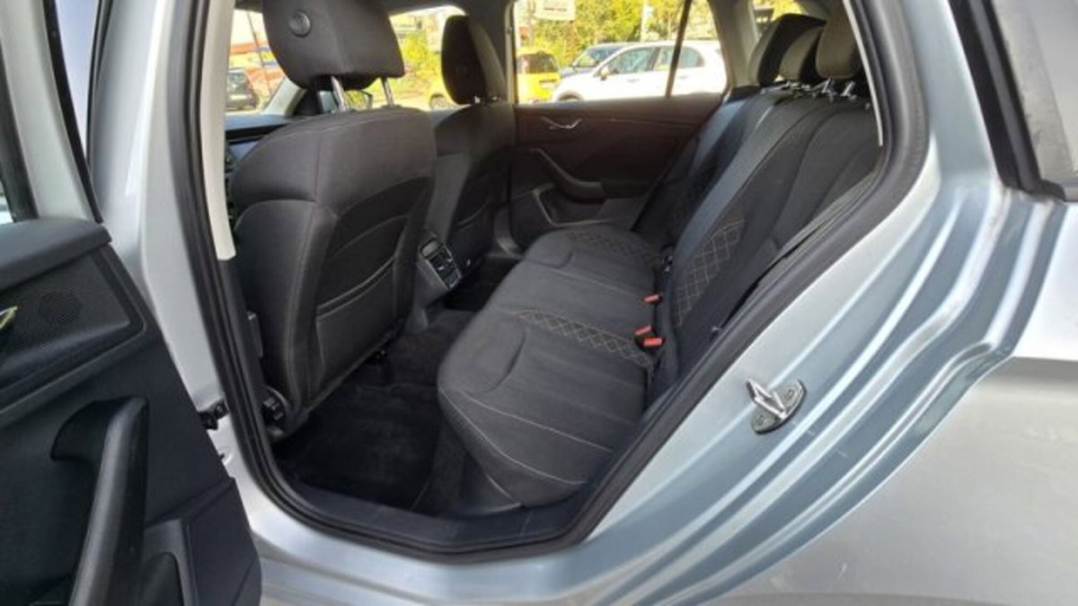 Skoda Kamiq 1.0 TSI Ambition (12)