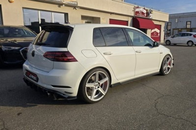 Volkswagen Golf 2.0 tsi GTI MT Ultimate 245cv (2)