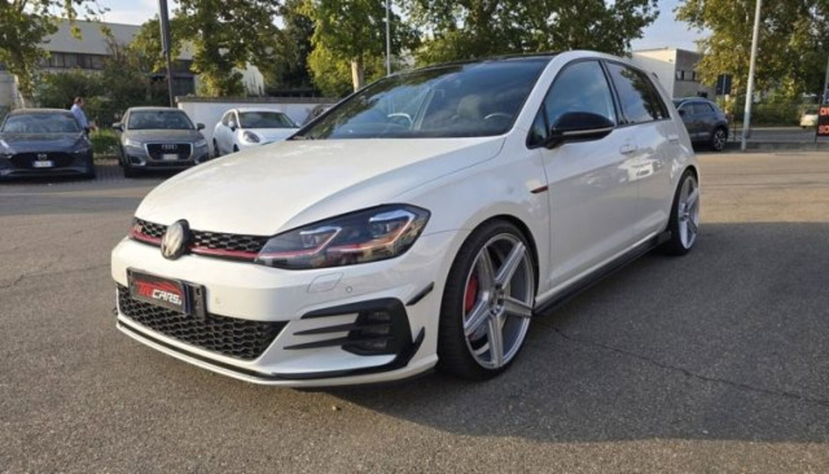 Volkswagen Golf 2.0 tsi GTI MT Ultimate 245cv (4)