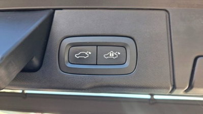 Volvo XC60 T6 Recharge AWD Plug-in Hybrid Inscription (19)
