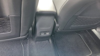 Peugeot 2008 PureTech 130 S&S EAT8 GT Pack (19)