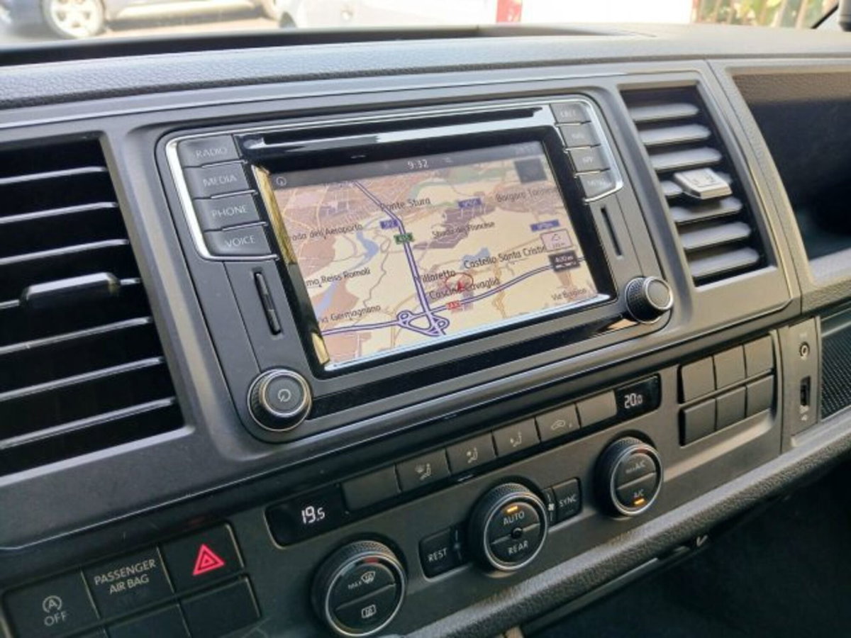 Volkswagen Veicoli Commerciali Caravelle 2.0 TDI 150CV DSG PC Cruise (19)