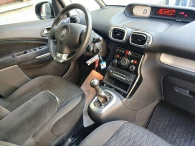 Citroen C3 Picasso 1.4 VTi 95 Exclusive (11)