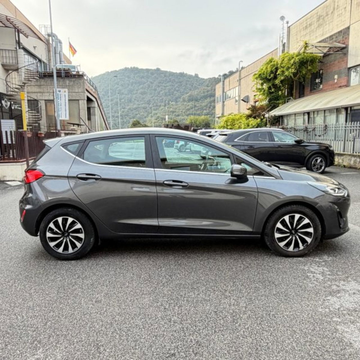 Ford Fiesta Active X 1.0 Ecoboost Hybrid 125 CV 5 porte (4)