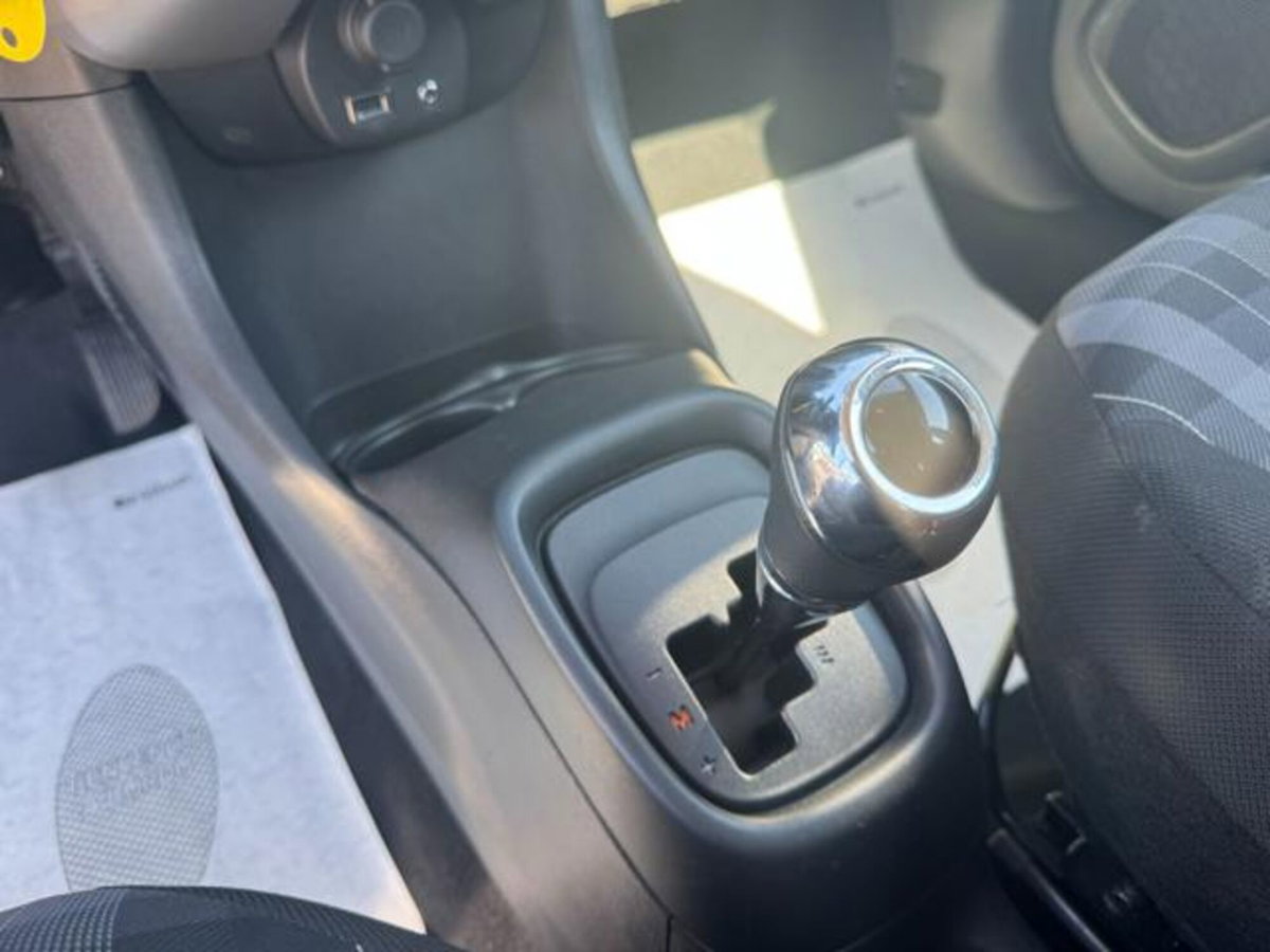 Peugeot 108 72 5 porte Allure (6)