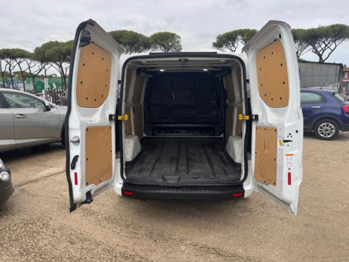 Ford E-Transit Custom Furgone e Transit custom V710 340 64kWh 218cv Titanium L2H1 (4)
