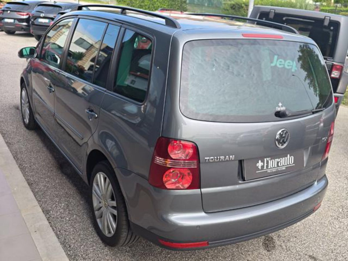 Volkswagen Touran TDI 105CV DPF Highline (7)