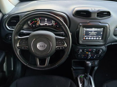 Jeep Renegade 1.3 T4 DDCT Limited (9)