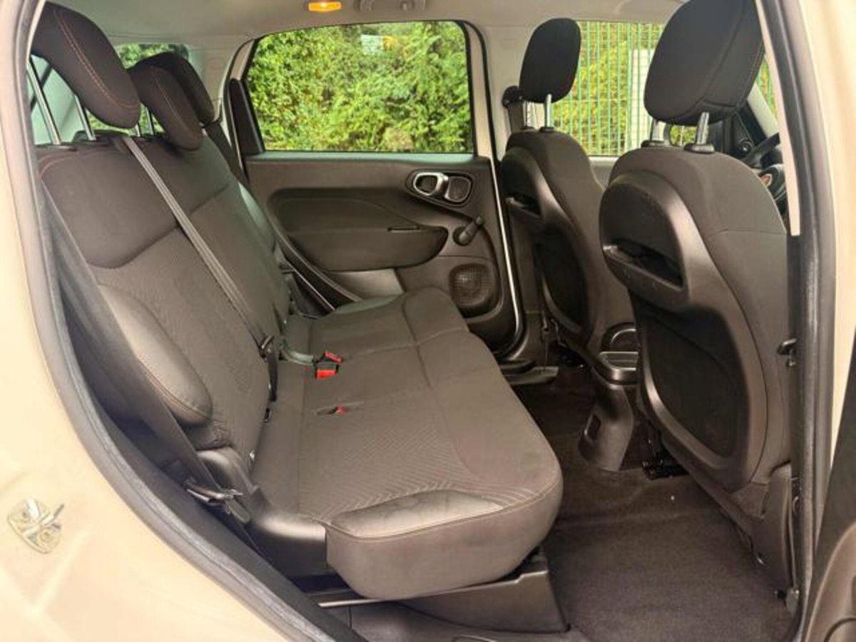 Fiat 500L 1.4 95 CV Mirror City Cross (14)