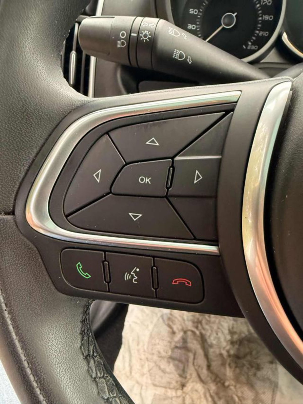 Fiat 500L 1.4 95 CV Mirror City Cross (8)