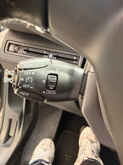 Fiat 500L Living 1.6 Multijet 120 CV Lounge (11)