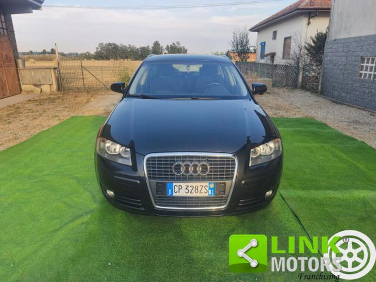 Audi A3 Sportback 2.0 TDI F.AP. Ambiente (2)