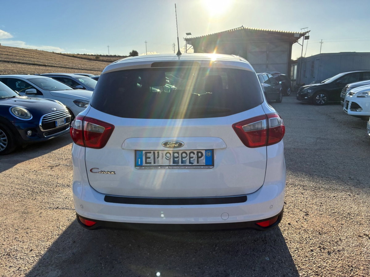 Ford C-Max 1.6 TDCi 115CV Titanium (8)