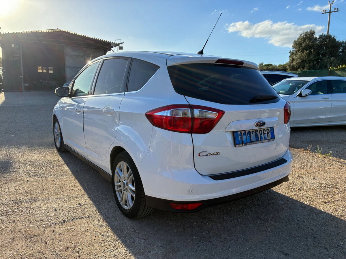 Ford C-Max 1.6 TDCi 115CV Titanium (9)