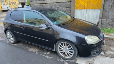 Volkswagen Golf 2.0 TDI 170CV DPF 3p. GTD (2)