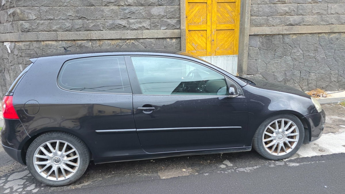 Volkswagen Golf 2.0 TDI 170CV DPF 3p. GTD (3)