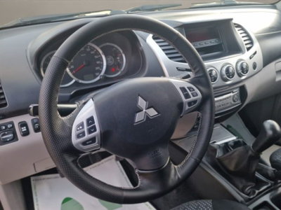 Mitsubishi L200 2.5 DI-D/136CV DC Invite DPF (10)