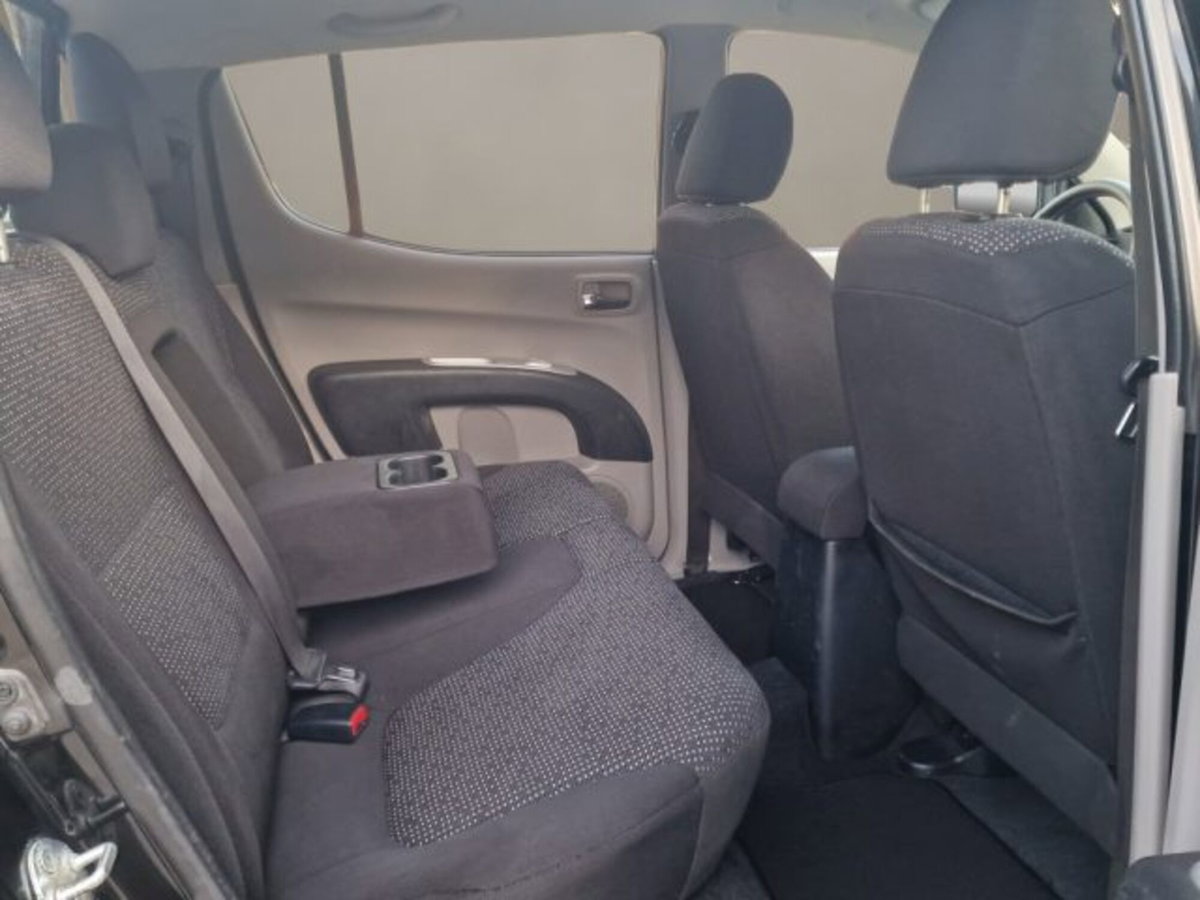 Mitsubishi L200 2.5 DI-D/136CV DC Invite DPF (19)