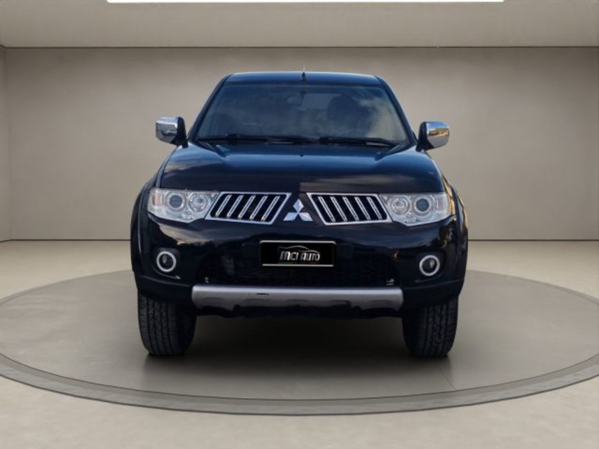 Mitsubishi L200 2.5 DI-D/136CV DC Invite DPF (8)