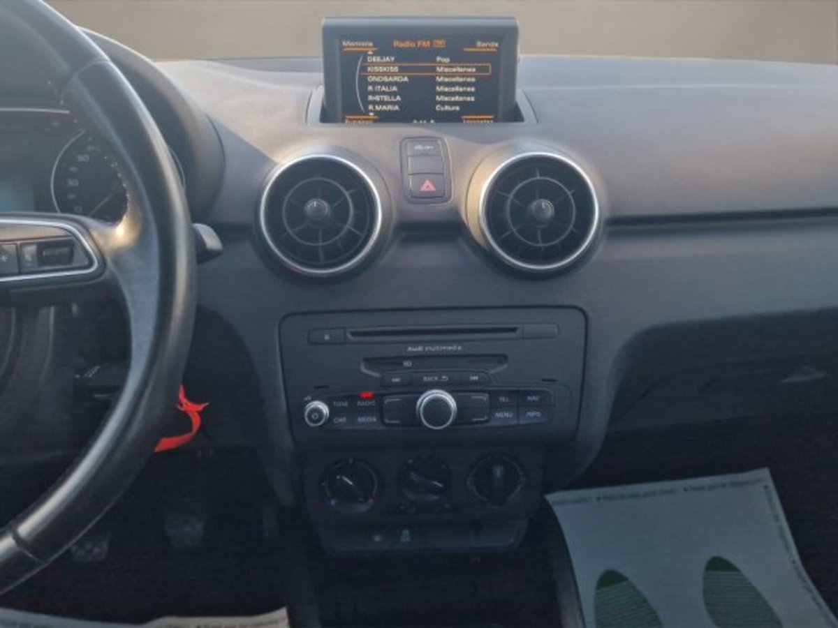 Audi A1 Sportback 1.6 TDI Attraction (15)