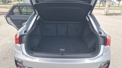 Audi Q3 Sportback 35 TDI quattro S tronic Business Plus (13)