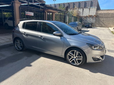 Peugeot 308 BlueHDi 120 S&S Allure (11)