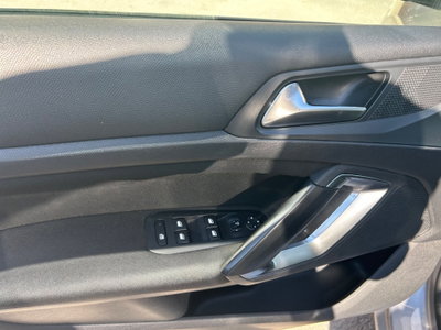 Peugeot 308 BlueHDi 120 S&S Allure (17)