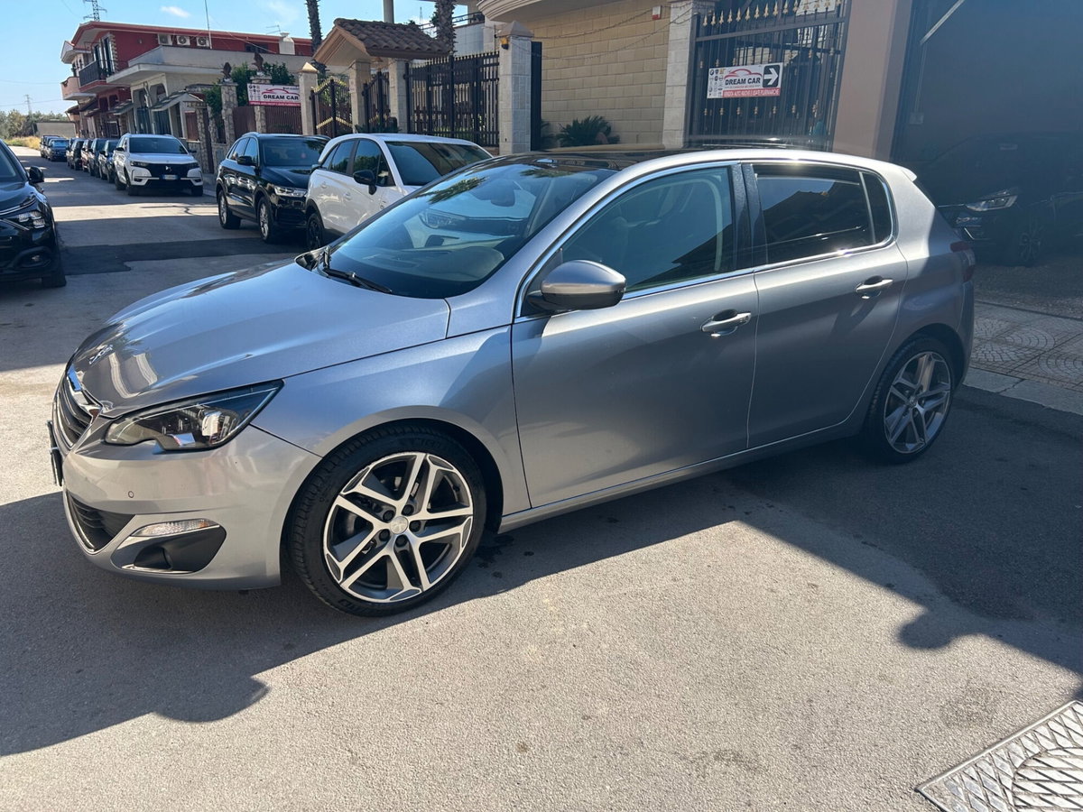 Peugeot 308 BlueHDi 120 S&S Allure (7)
