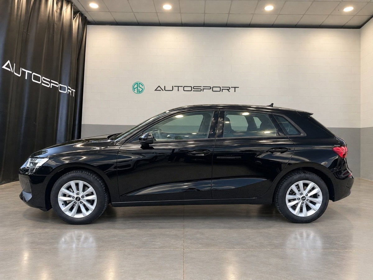 Audi A3 Sportback 30 TFSI S tronic Sport (11)