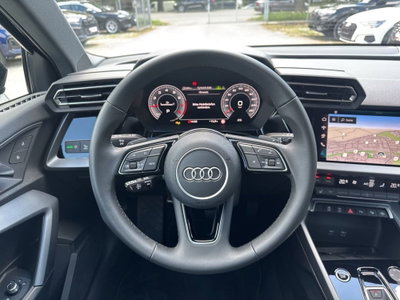 Audi A3 Sportback 30 TFSI S tronic Sport (3)