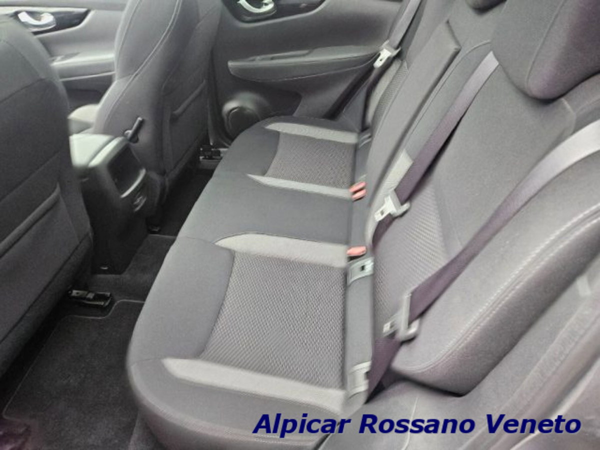 Nissan Qashqai 1.5 dCi 115 CV DCT Tekna (10)