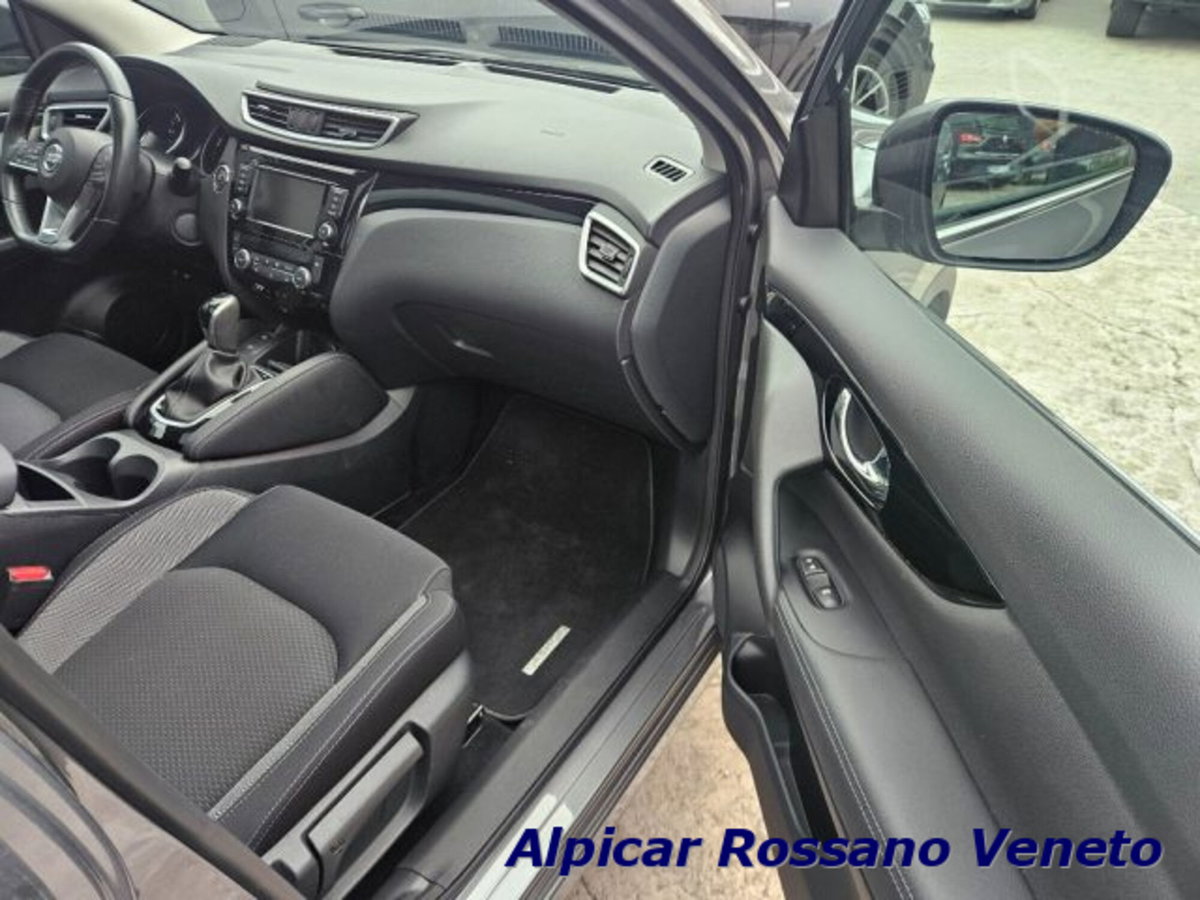 Nissan Qashqai 1.5 dCi 115 CV DCT Tekna (13)