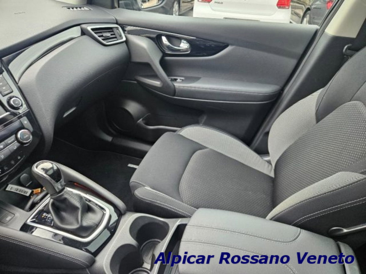 Nissan Qashqai 1.5 dCi 115 CV DCT Tekna (8)