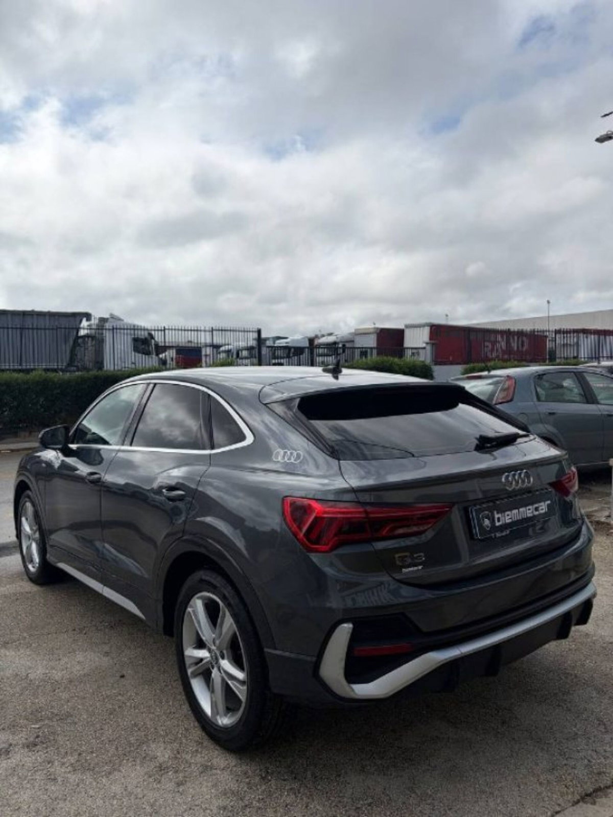 Audi Q3 Sportback 35 TDI quattro S tronic S line edition (5)