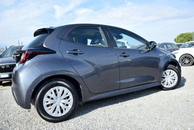 Toyota Yaris 1.5 Hybrid 5 porte Lounge (20)