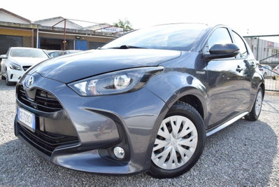 Toyota Yaris 1.5 Hybrid 5 porte Lounge (4)