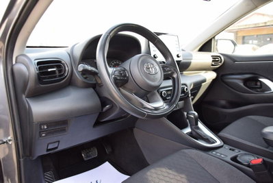Toyota Yaris 1.5 Hybrid 5 porte Lounge (5)