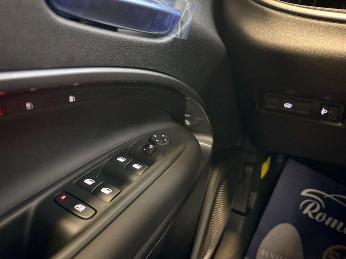 Fiat 600 1.2 hybrid Sport 145cv auto (14)